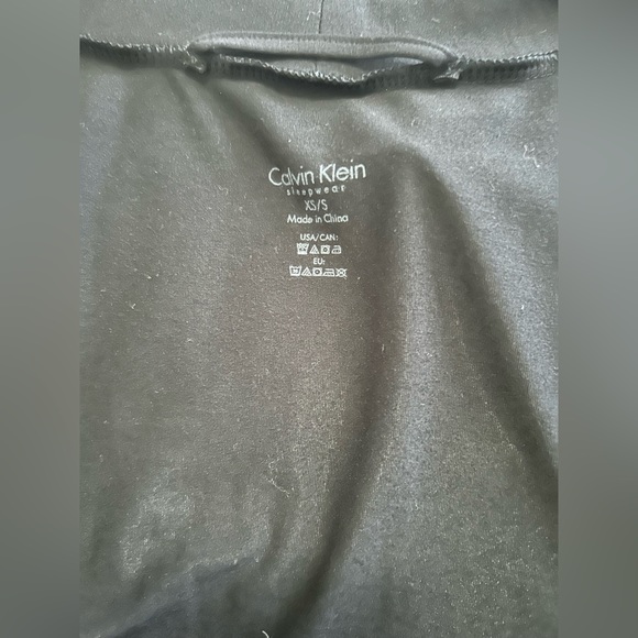 🚨Calvin Klein Sleepwear w/ sexy laces edges trim on sleeves and hem -size XS - Picture 4 of 10